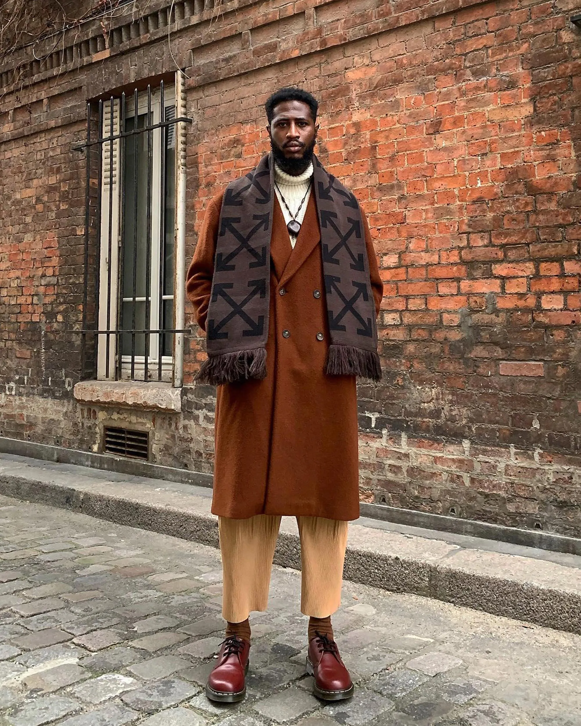 1461 Yellow leather oxfords with Dr stitching. Martens