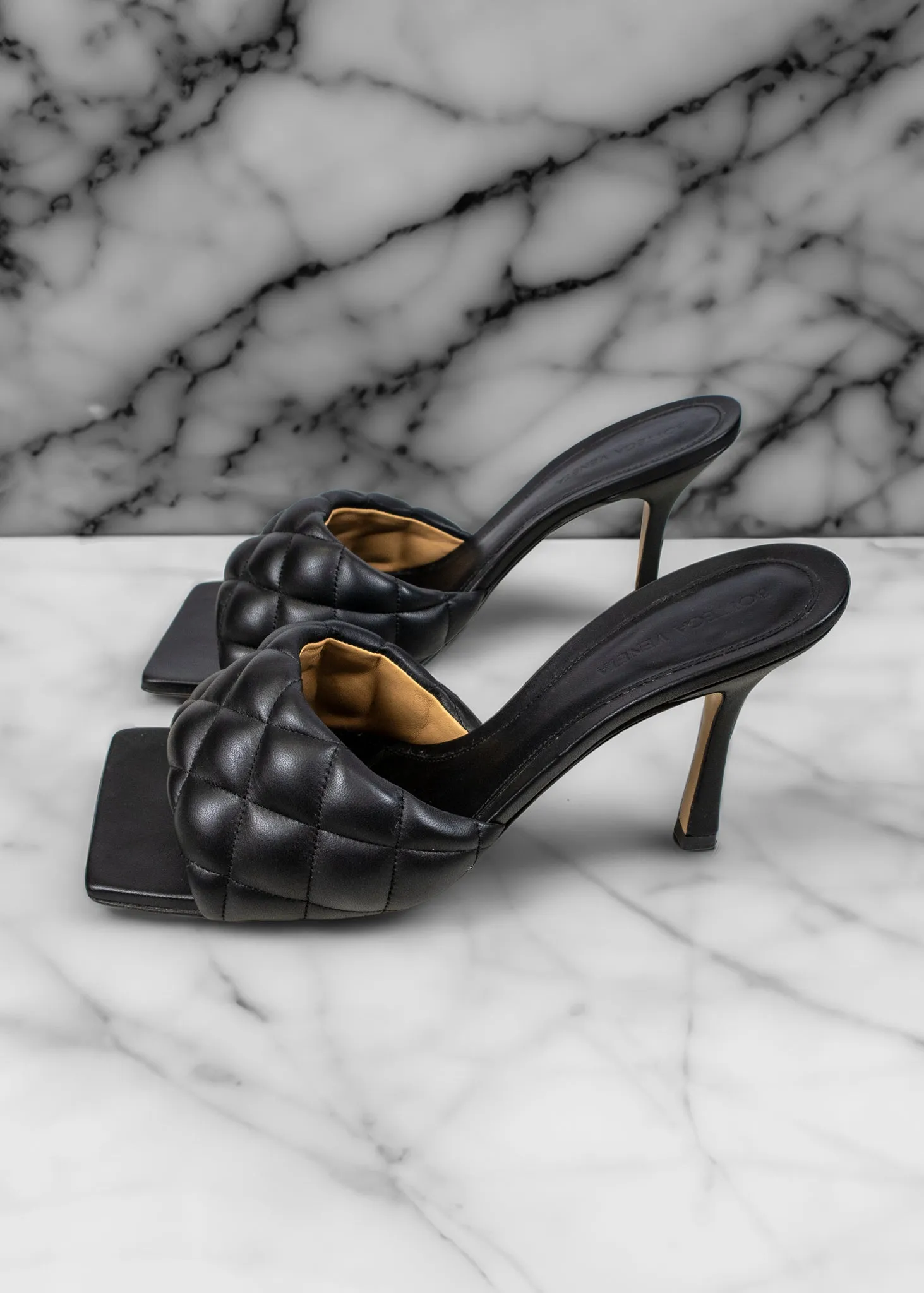 Bottega Veneta Black Leather Quilted Lido Slide