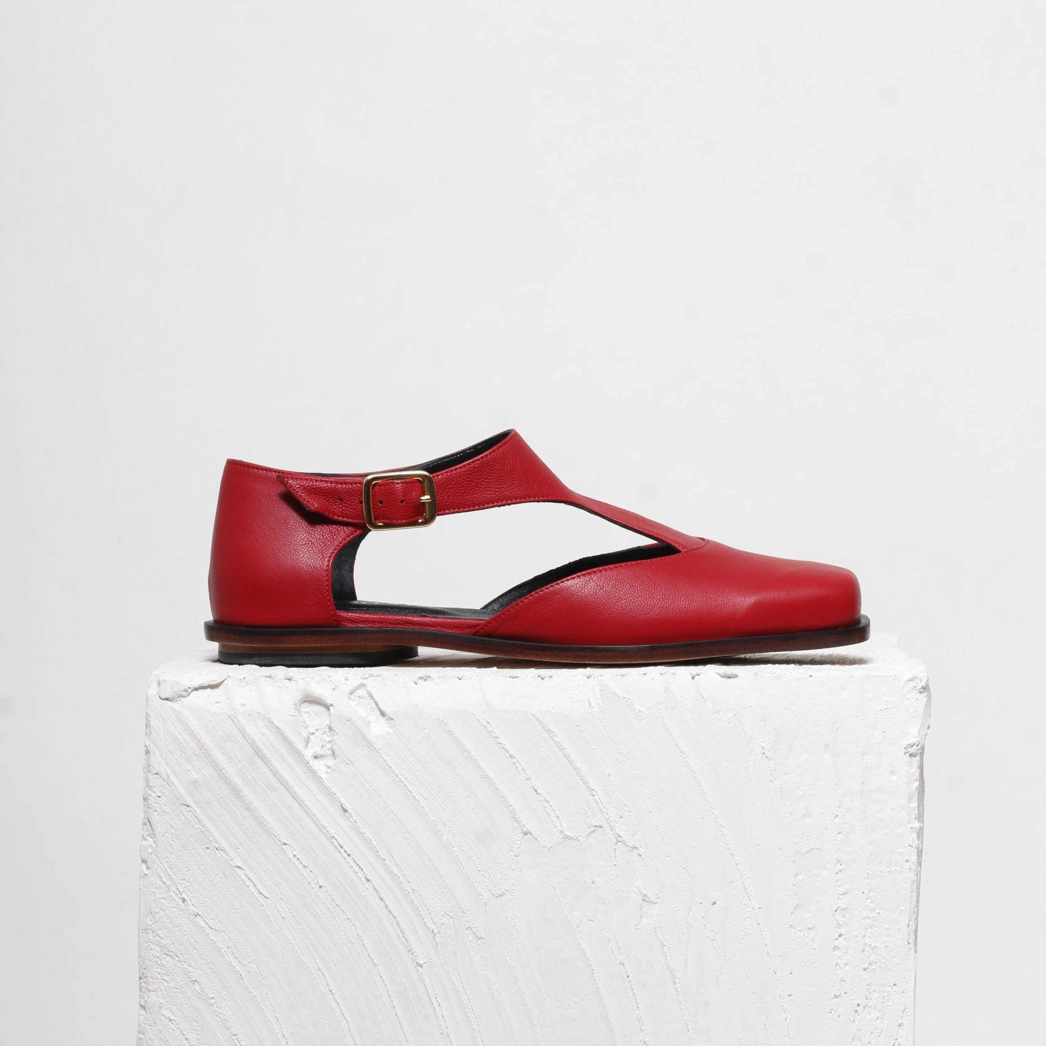 Carlota Red Flats