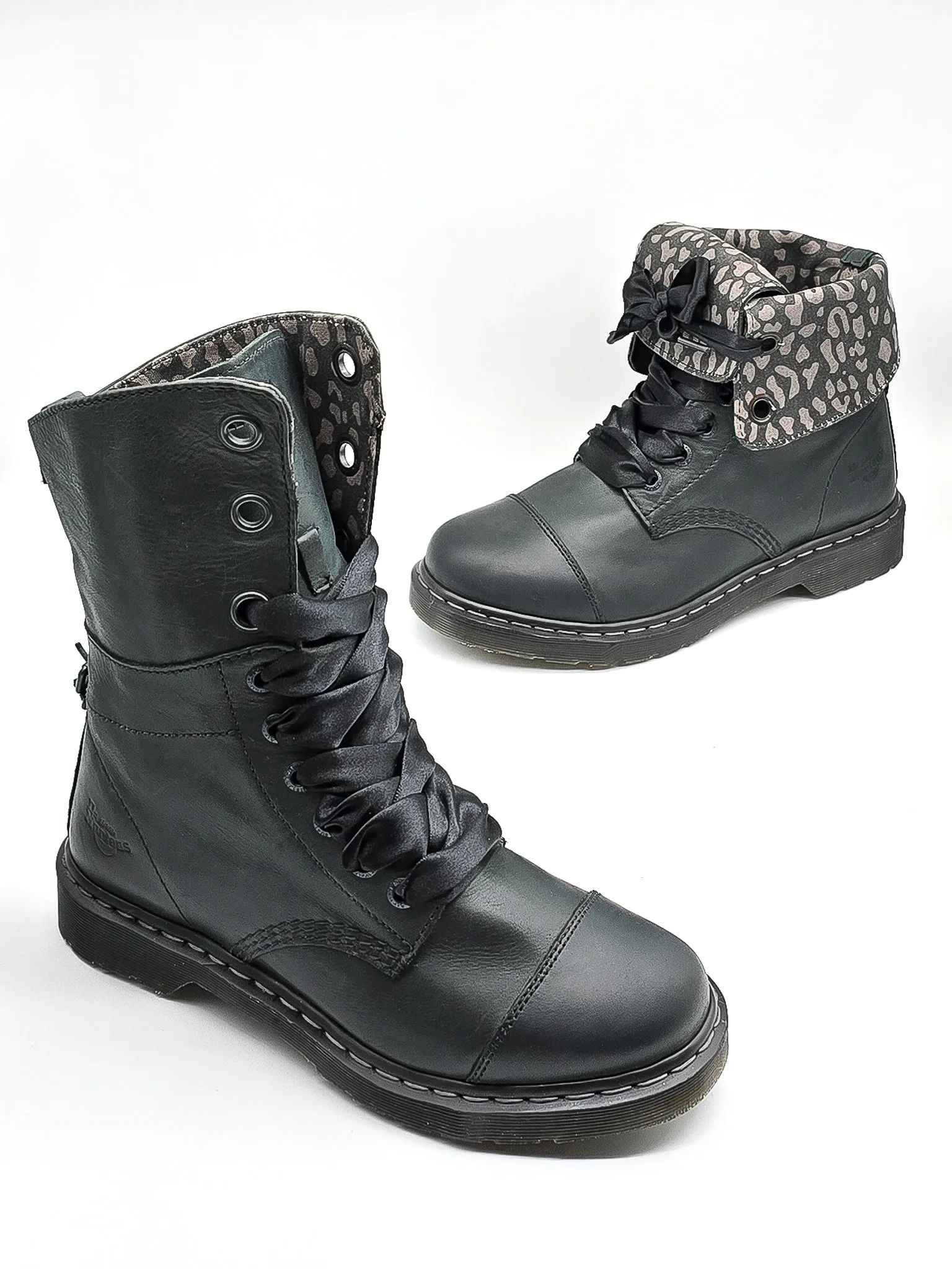 DR. MARTENS AIMILITA BLACK MIRAGE LEOPARD