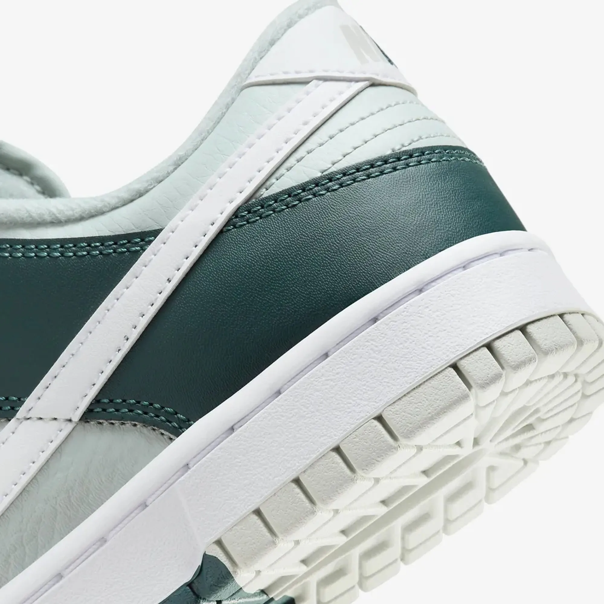 DUNK LOW RETRO PREMIUM 'DEEP JUNGLE/WHITE-LIGHT SILVER'