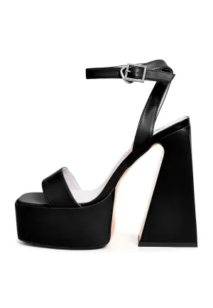 Elevated Elegance Sandals - Black